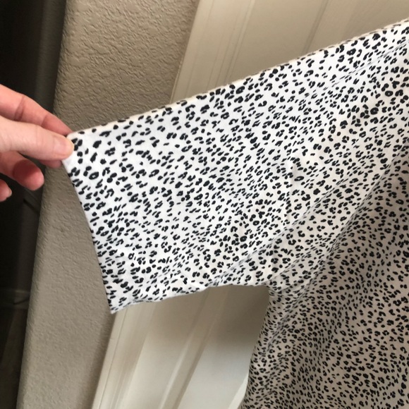 Hand Sewn 3/4 Sleeve  Cotton Knit Blouse Plus Size 3x White Black Animal Print - Picture 5 of 8